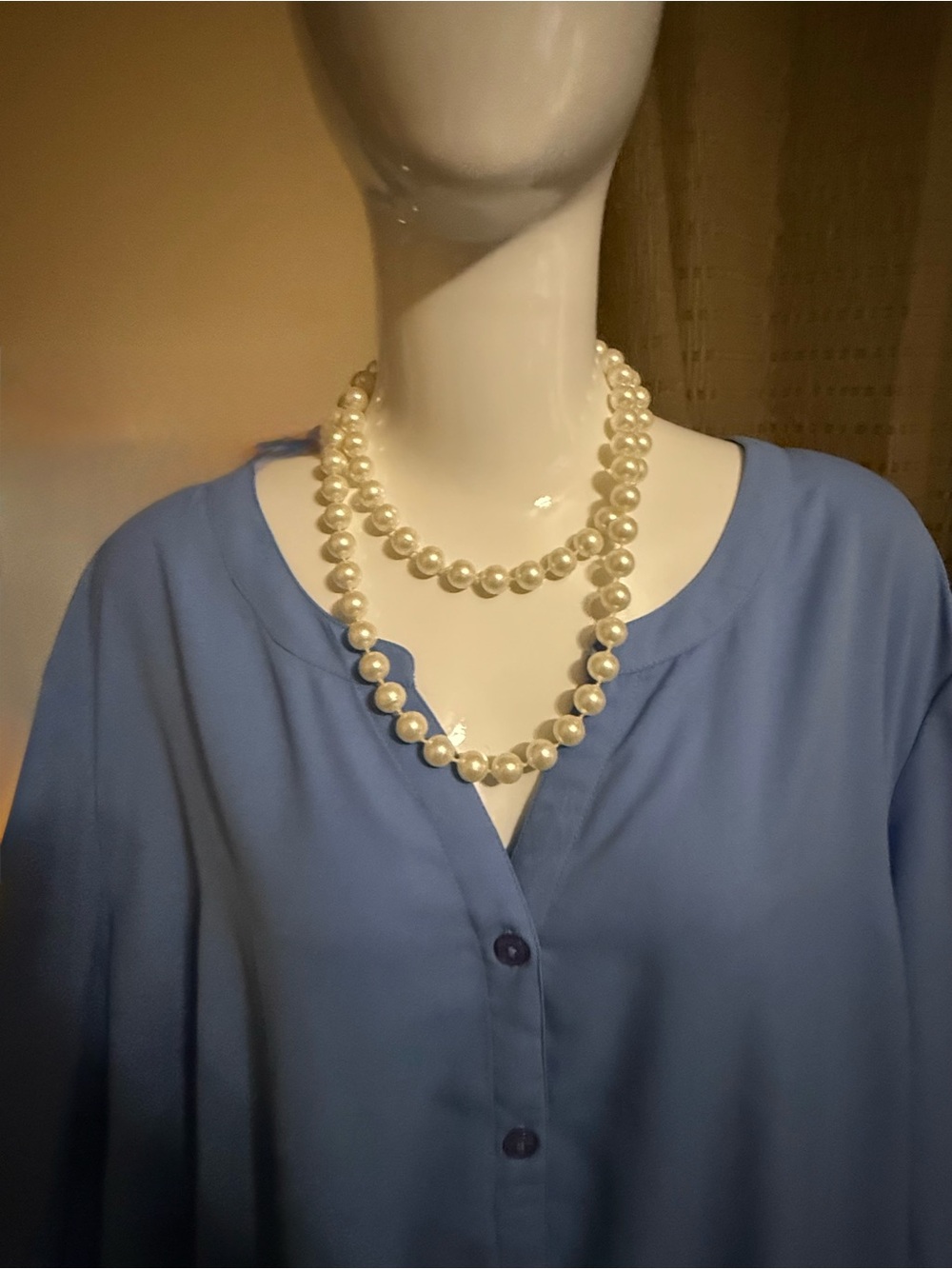 Mid-Century Classic Faux Costume Ivory Pearl Strand Necklace